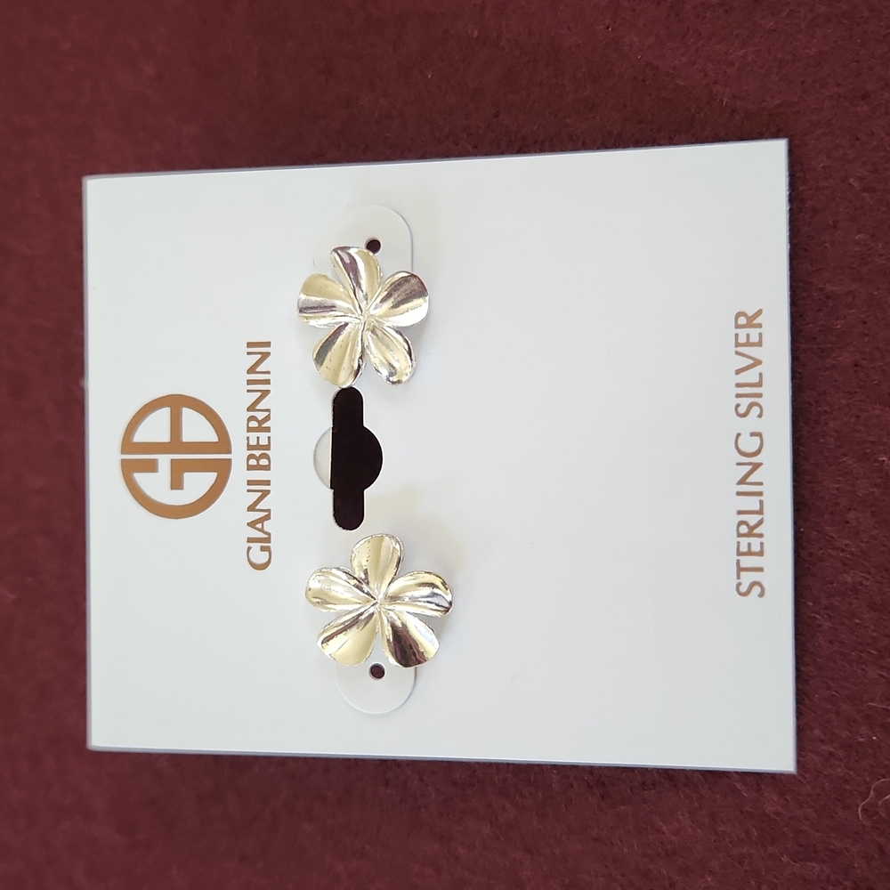 Giani Bernini Flower Stud Earrings Silver